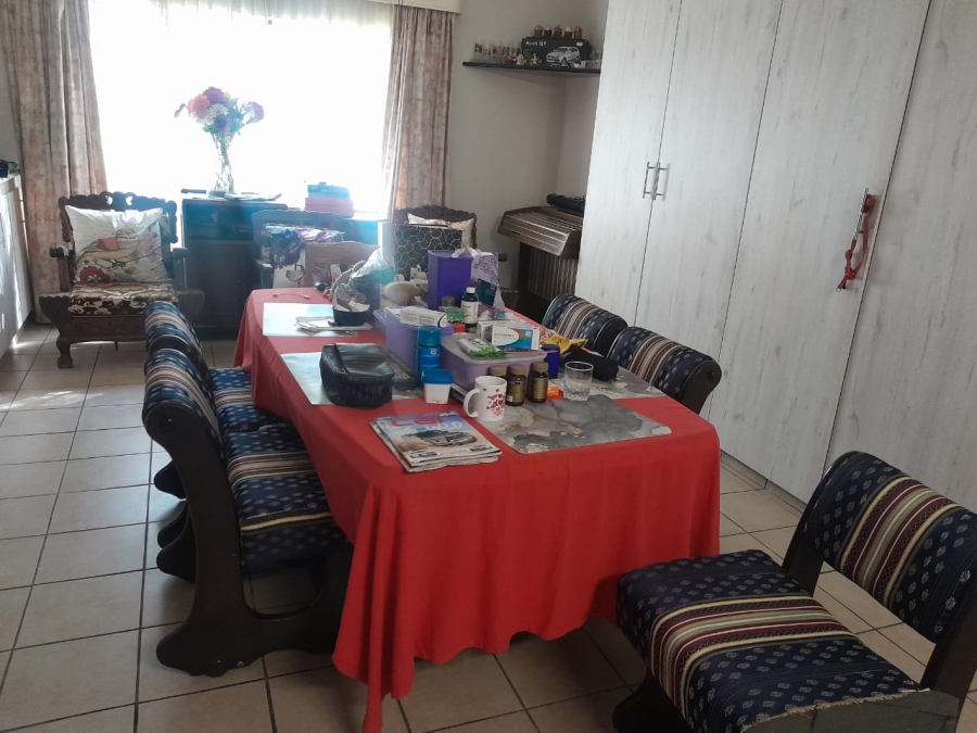 3 Bedroom Property for Sale in Geelhoutpark North West